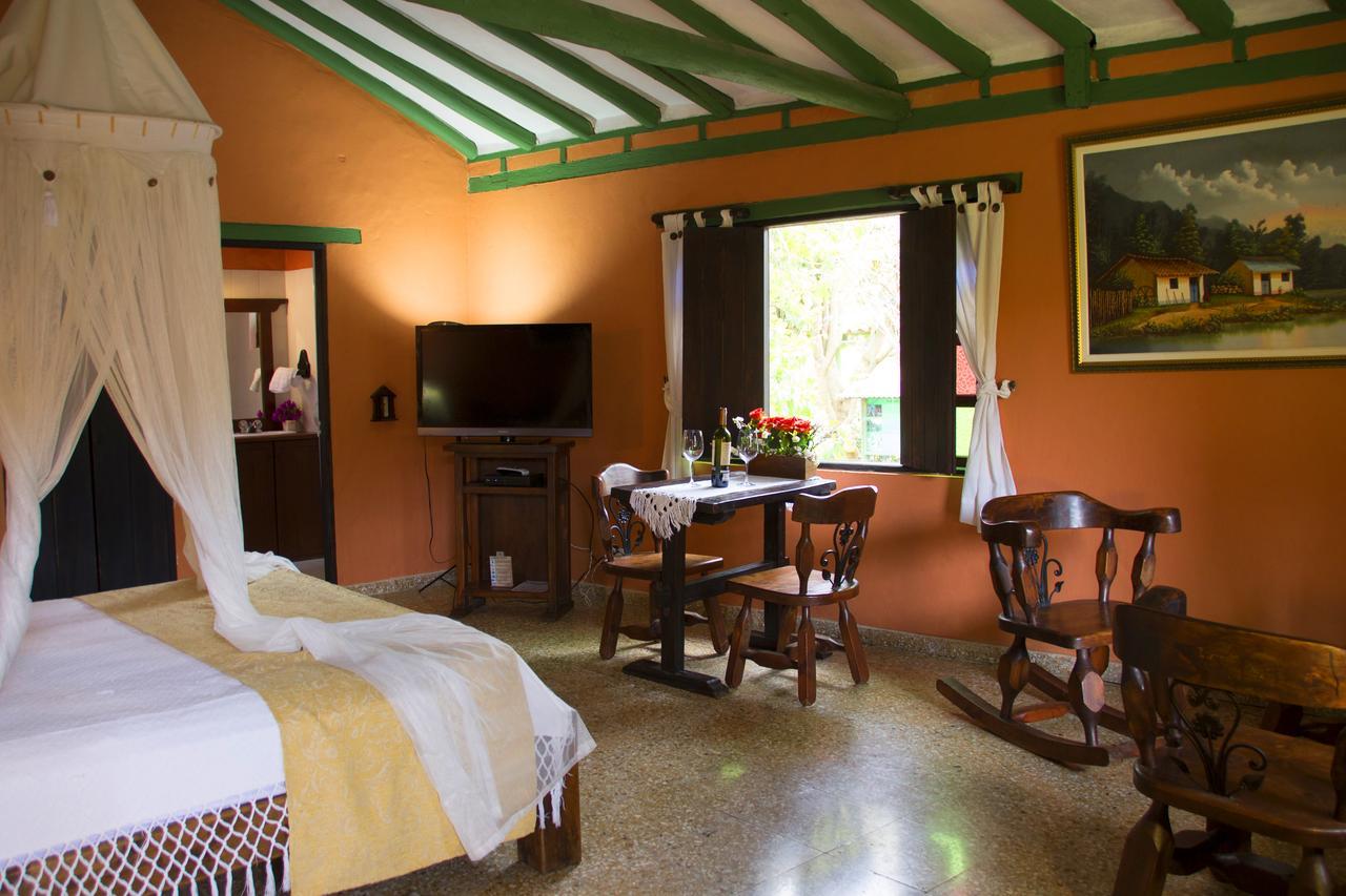 Hotel Boutique Iguaque Campestre Spa & Ecolodge Вилья-де-Лейва Экстерьер фото