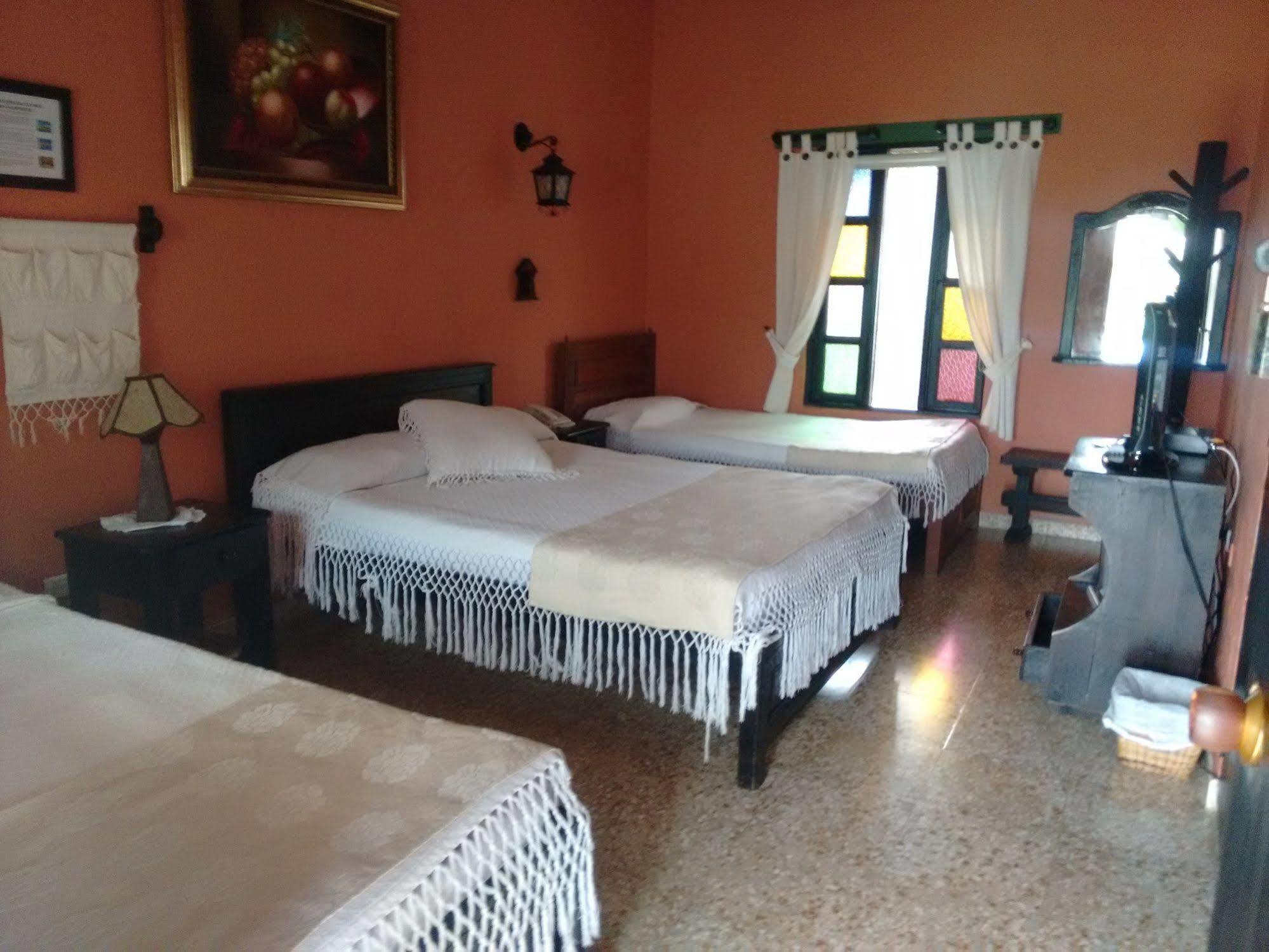 Hotel Boutique Iguaque Campestre Spa & Ecolodge Вилья-де-Лейва Экстерьер фото